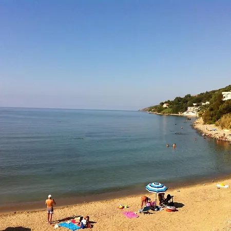 Martina Mare Casal Velino